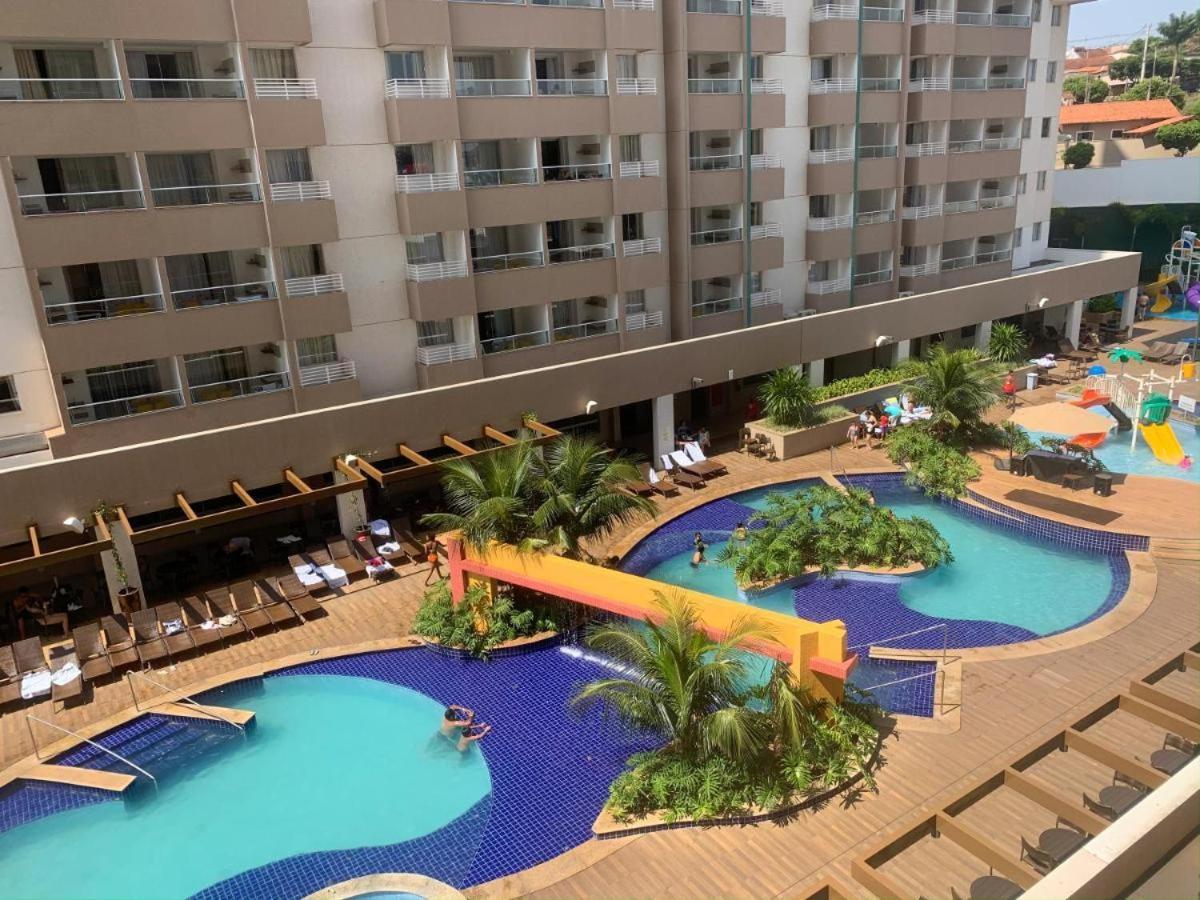 OLIMPIA PARK RESORT - Piscinas Quentinhas o Ano Todo - A 50 metros dos Thermas Laranjais - PAGUE EM 3 VEZES SEM JUROS Olímpia Exterior foto