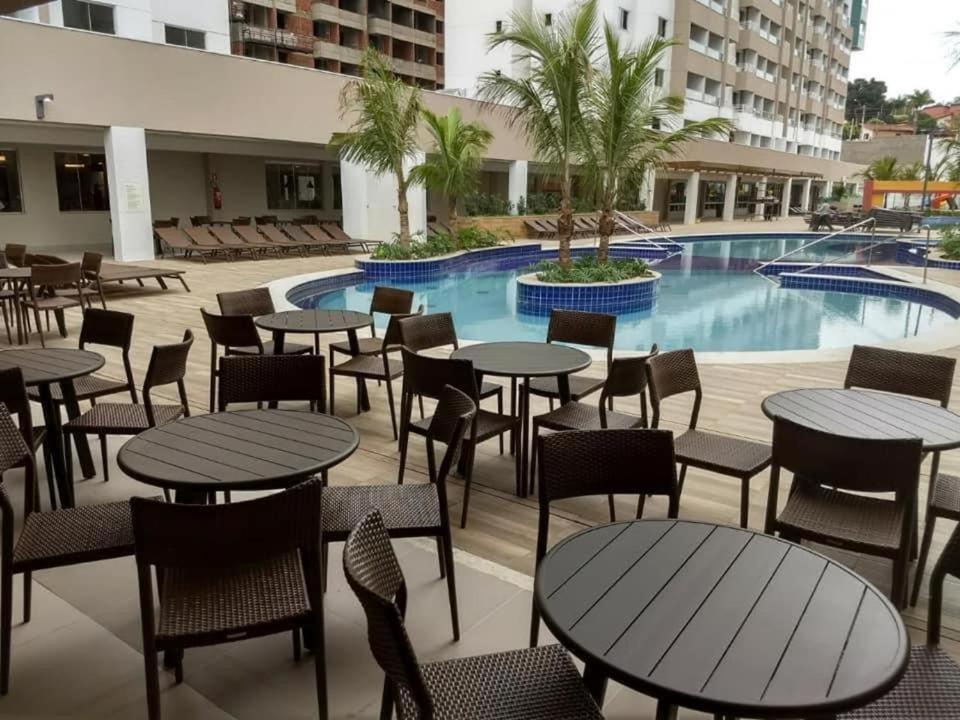OLIMPIA PARK RESORT - Piscinas Quentinhas o Ano Todo - A 50 metros dos Thermas Laranjais - PAGUE EM 3 VEZES SEM JUROS Olímpia Exterior foto