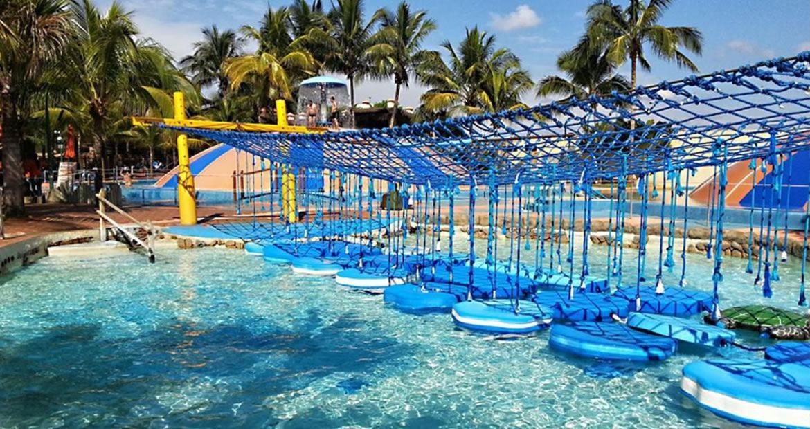 OLIMPIA PARK RESORT - Piscinas Quentinhas o Ano Todo - A 50 metros dos Thermas Laranjais - PAGUE EM 3 VEZES SEM JUROS Olímpia Exterior foto