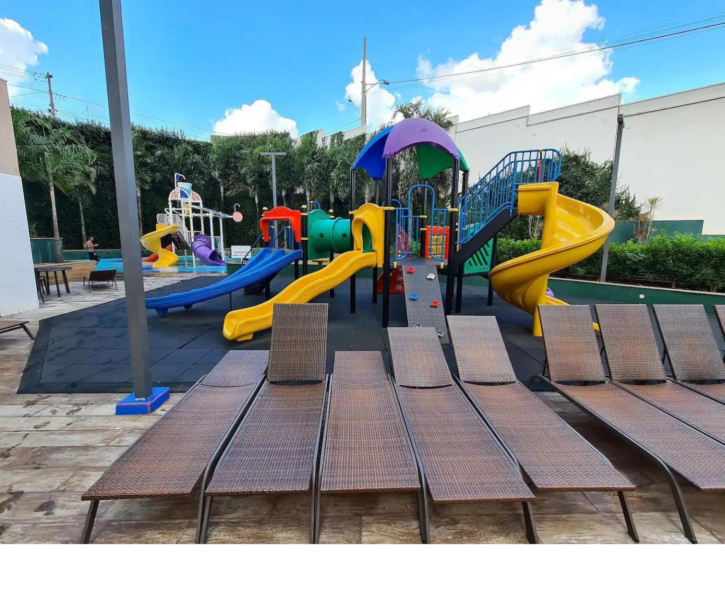 OLIMPIA PARK RESORT - Piscinas Quentinhas o Ano Todo - A 50 metros dos Thermas Laranjais - PAGUE EM 3 VEZES SEM JUROS Olímpia Exterior foto